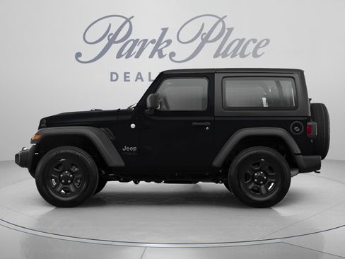 Used 2021 Jeep Wrangler Unlimited Rubicon w/ Xtreme Recon 35" Tire Package AWD/4WD image 1