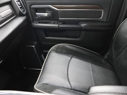 Used 2023 RAM 3500 Laramie AWD/4WD image 13