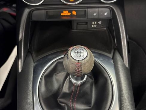 Used 2016 MAZDA MX-5 Miata Grand Touring image 50