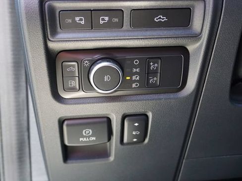 Certified 2022 Ford F150 Platinum w/ Equipment Group 701A High RWD image 42