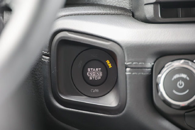 Used 2026 Jeep Wrangler Unlimited Sahara AWD/4WD image 11