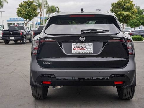 New 2026 Nissan Kicks SV image 6