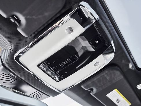 Used 2020 Rolls-Royce Cullinan AWD/4WD image 82