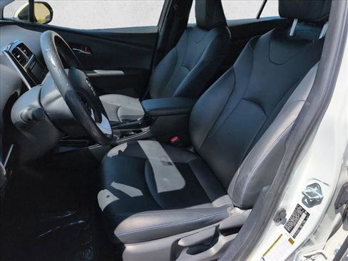 Used 2017 Toyota Prius Three Touring image 16