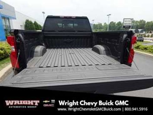 Used 2024 Chevrolet Silverado 3500 LTZ image 5