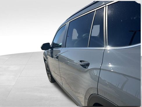 New 2026 Volkswagen Atlas SE FWD image 28