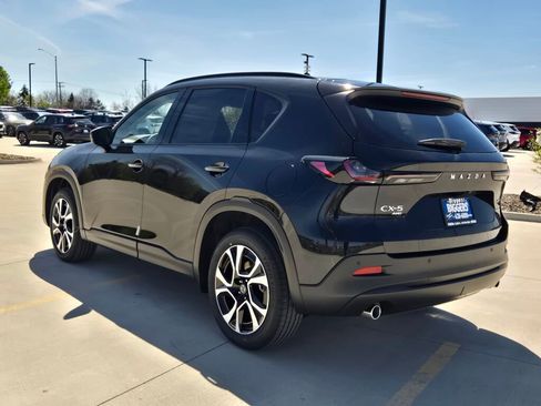 New 2026 MAZDA CX-5 Preferred AWD/4WD image 12