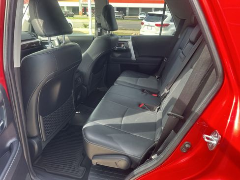 Used 2021 Toyota 4Runner Limited image 19