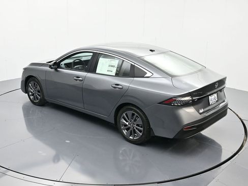 New 2026 Nissan Sentra SL w/ Floor Mat Package image 36