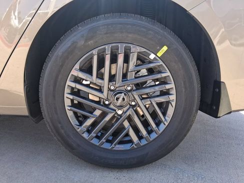 New 2026 Nissan Sentra SV w/ SV Convenience Package FWD image 27