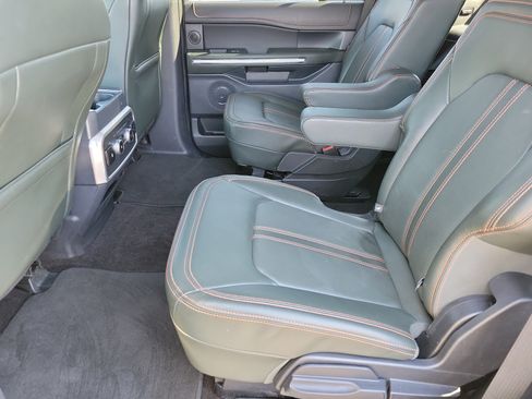 Used 2022 Ford Expedition Timberline image 8