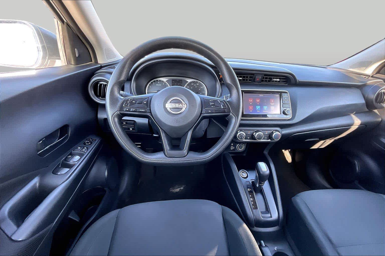 Used 2023 Nissan Kicks S FWD image 6