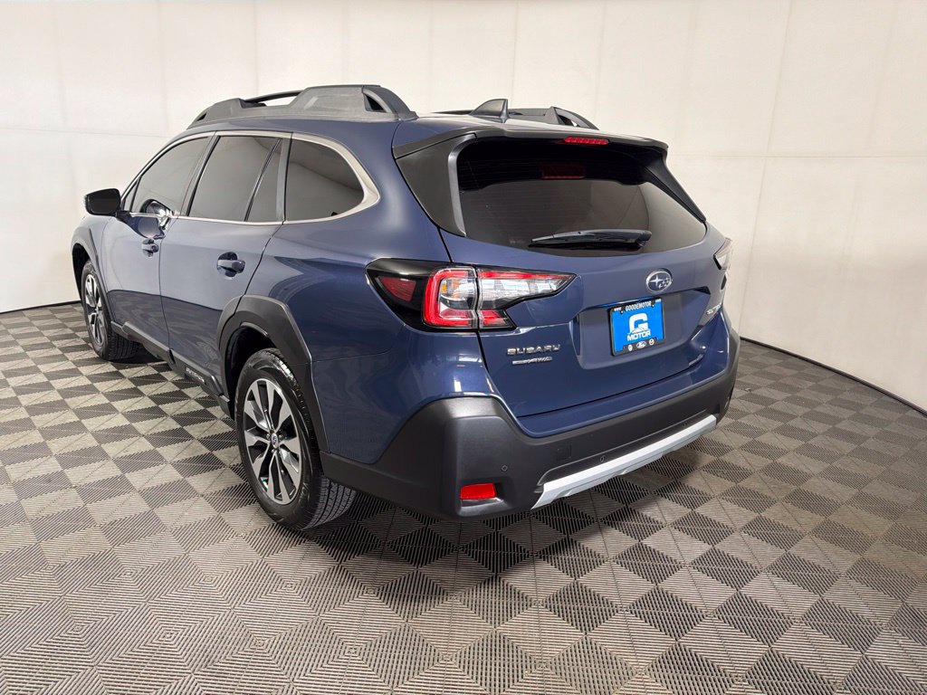 Used 2024 Subaru Outback Limited AWD/4WD image 5