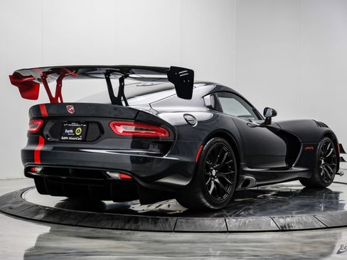 Used 2017 Dodge Viper ACR w/ Extreme Aero Package RWD image 23