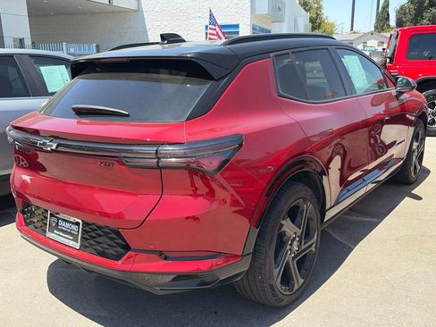 Used 2026 Chevrolet Equinox EV RS FWD image 3