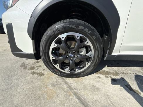 Used 2023 Subaru Crosstrek 2.0i Premium AWD/4WD image 10