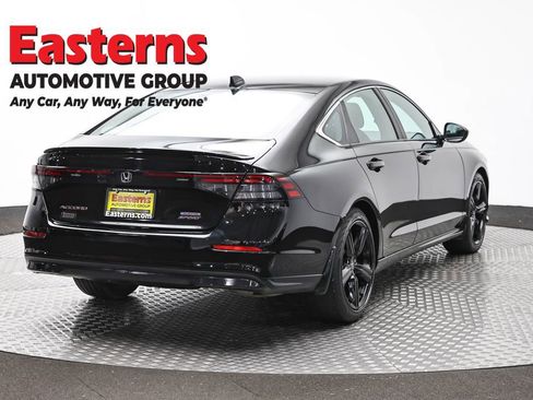 Used 2023 Honda Accord Sport image 5