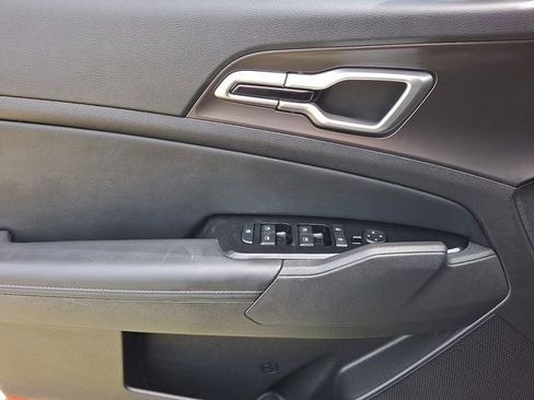 Certified 2023 Kia Sportage EX AWD/4WD image 12