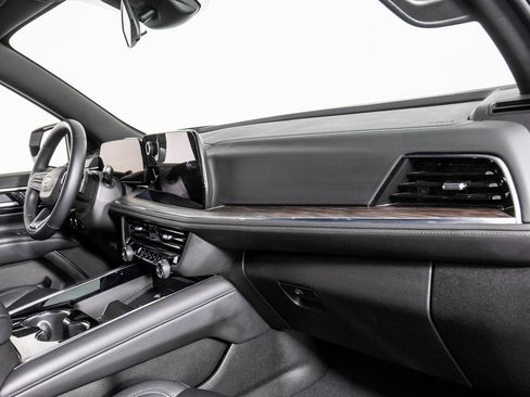 Used 2025 Chevrolet Tahoe LT image 20