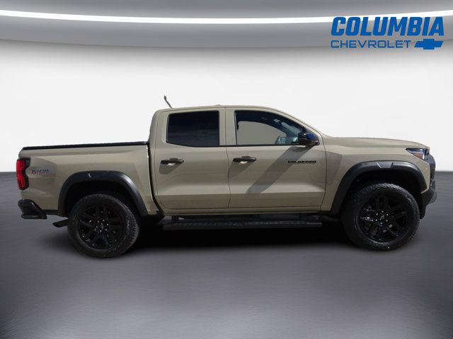 Used 2023 Chevrolet Colorado Trail Boss w/ Advanced Trailering Package AWD/4WD image 2