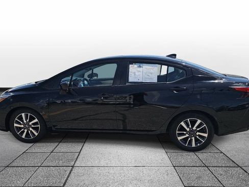 Used 2023 Nissan Versa SV FWD image 8