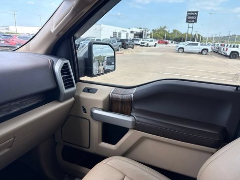 Used 2018 Ford F150 Lariat w/ Equipment Group 502A Luxury AWD/4WD image 26