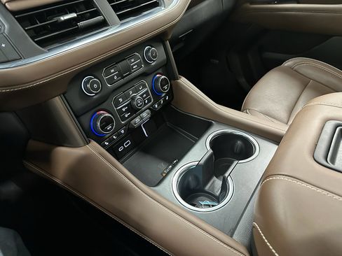 Certified 2024 Chevrolet Tahoe High Country w/ Advanced Technology Package image 34