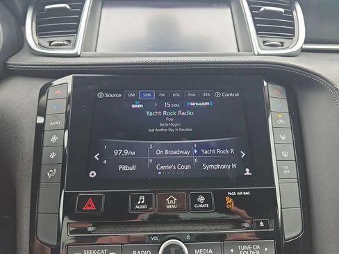 Used 2019 INFINITI QX50 Essential w/ Premium Audio Package FWD image 30