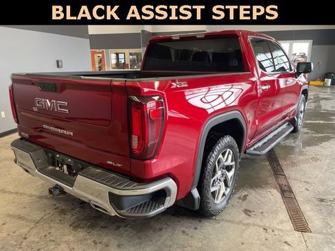 Certified 2022 GMC Sierra 1500 SLT image 8