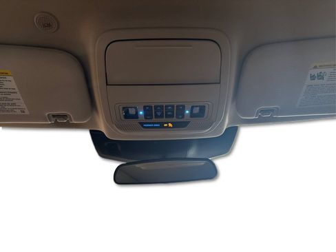 Used 2023 Ford Explorer XLT w/ Equipment Group 202A AWD/4WD image 26