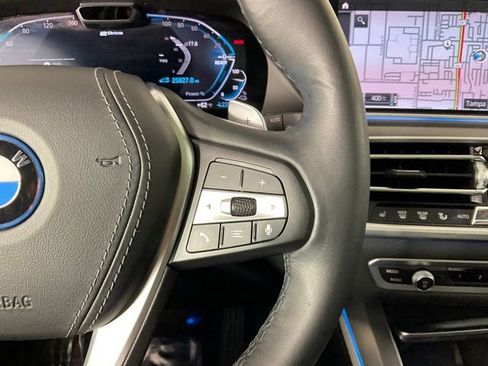 Used 2022 BMW X5 xDrive45e w/ Executive Package image 25