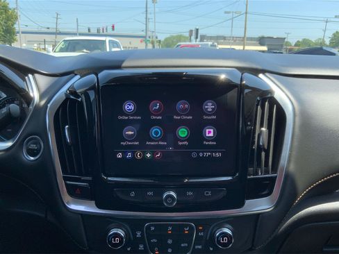 Used 2021 Chevrolet Traverse LT AWD/4WD image 13