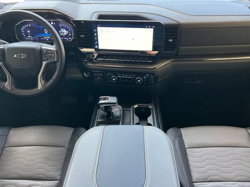 Used 2023 Chevrolet Silverado 1500 ZR2 w/ Technology Package AWD/4WD image 16
