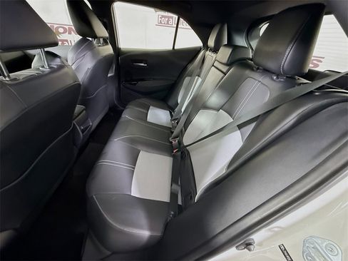 Used 2019 Toyota Corolla XSE image 26