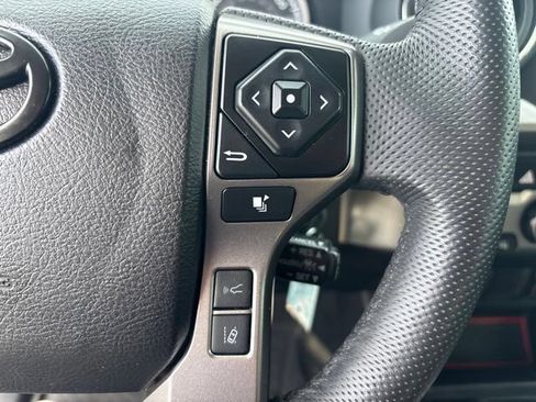 Used 2022 Toyota Tacoma SR5 w/ Technology Package RWD image 14