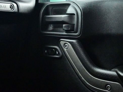 Used 2017 Jeep Wrangler Unlimited Sport w/ Quick Order Package 24S image 12