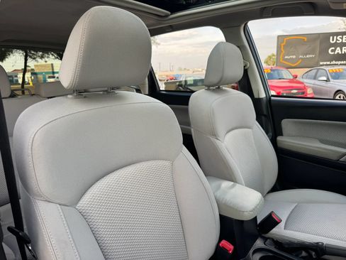 Used 2017 Subaru Forester 2.5i Premium w/ All-Weather Package AWD/4WD image 36