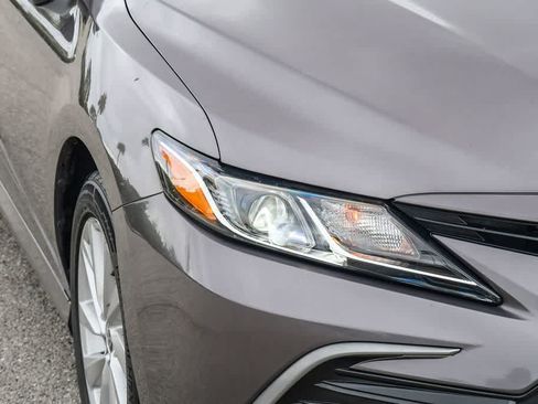 Used 2024 Toyota Camry LE FWD image 4