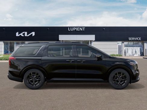 New 2026 Kia Carnival SX image 10