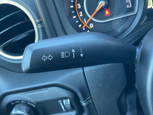 New 2025 Jeep Gladiator Sport image 23