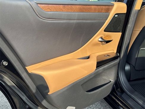 Certified 2025 Lexus ES 350 Luxury image 12