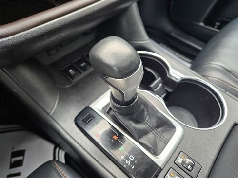 Used 2017 Toyota Highlander XLE image 34