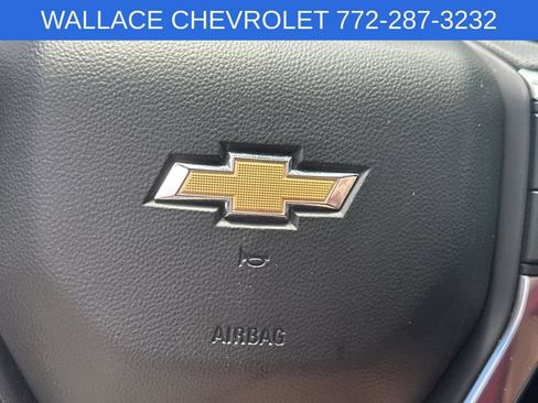 Used 2025 Chevrolet Blazer LT FWD image 24