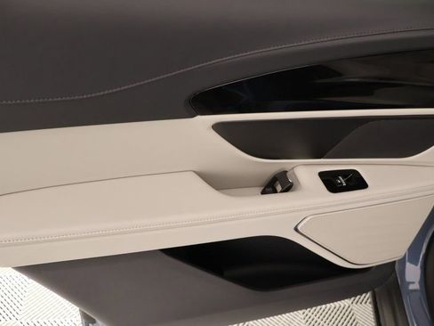 New 2026 Lincoln Nautilus Premier w/ Jet Appearance Package AWD/4WD image 16