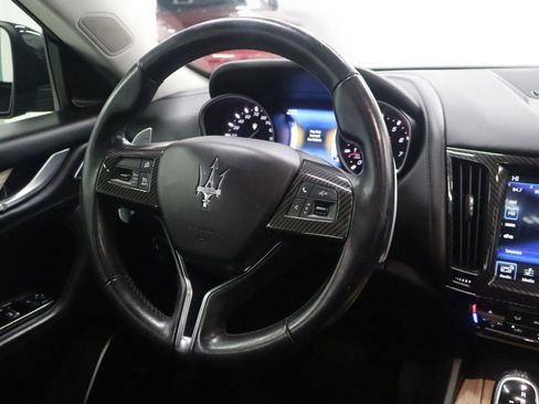 Used 2017 Maserati Levante S image 14