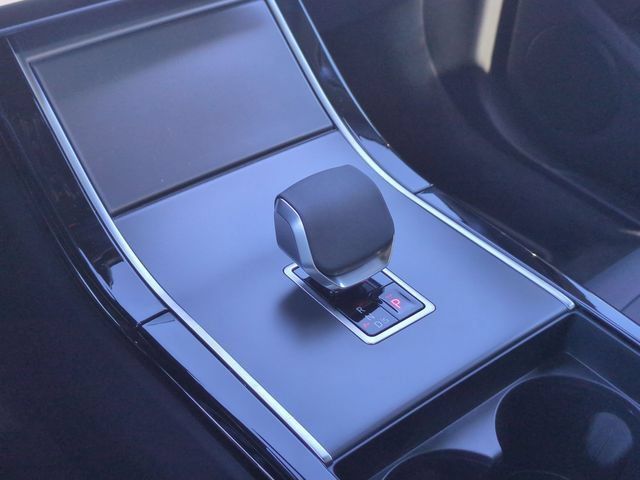 New 2026 Land Rover Range Rover Evoque S AWD/4WD image 9