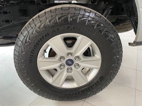 Used 2019 Ford F150 XLT w/ Max Trailer Tow Package image 12