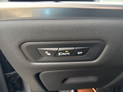 New 2026 BMW X5 xDrive50e w/ Climate Comfort Package image 22