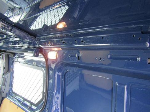 Certified 2020 Ford Transit Connect XLT FWD image 17