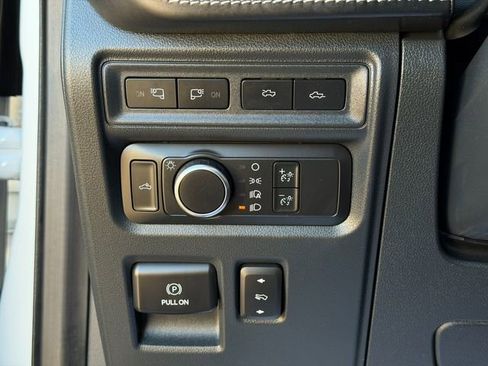 Used 2022 Ford F150 Lightning Platinum image 56